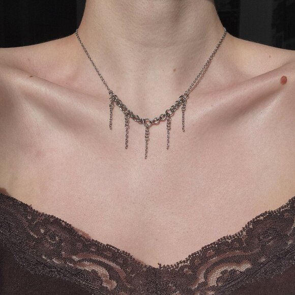 Gothic delicate silver chain necklace ✦ vampire spikes rosary necklace ✦ - Picture 2 of 5